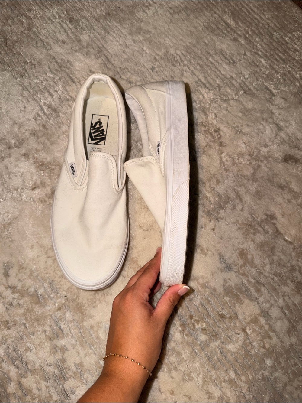 GOOD Vans Classic Slip-On Shoe - Picture 6 of 11